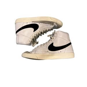 Nike Blazer Mid 77 Vintage White Black Women’s 8.5 High Top Sneakers Retro